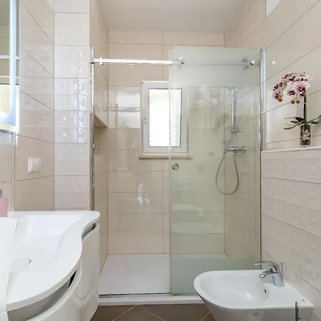 Apartament Vera - With Nice View *