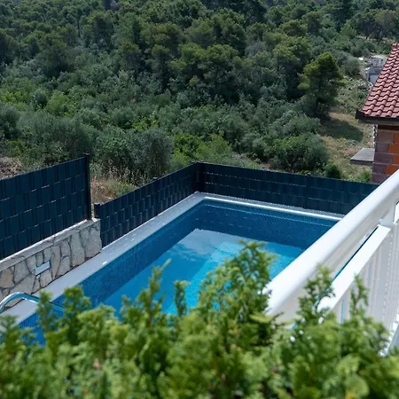 Vera - With Nice View Apartman